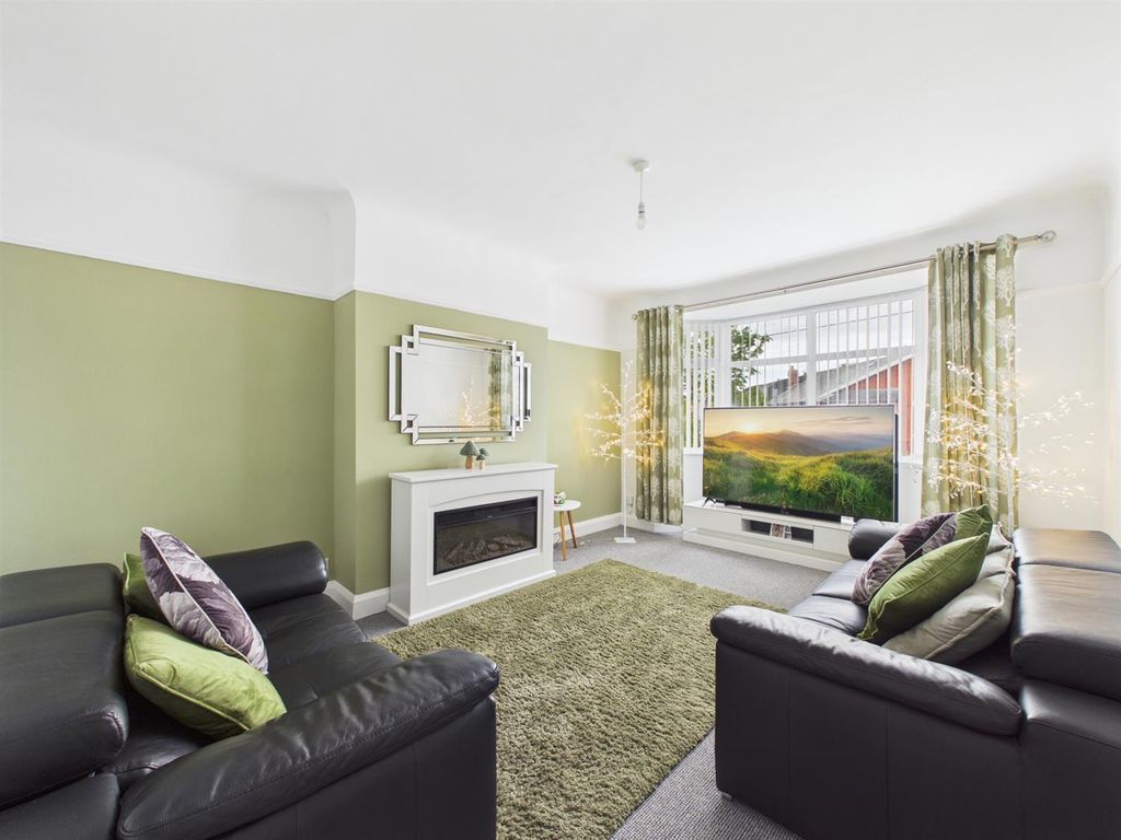 Property photo 2 of 20 Cam03844G0-Pr0435-Still001.Jpg