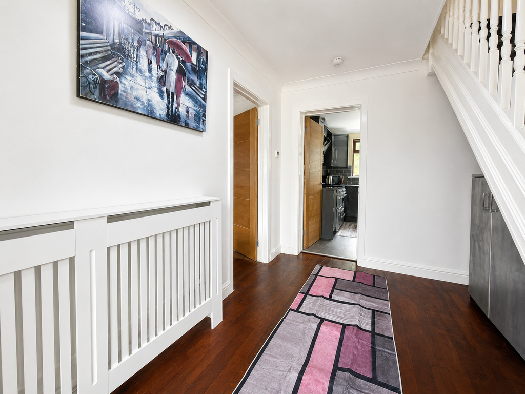 Property photo 2 of 40