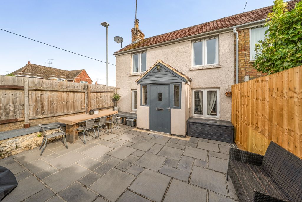 Property photo 1 of 13 151484111