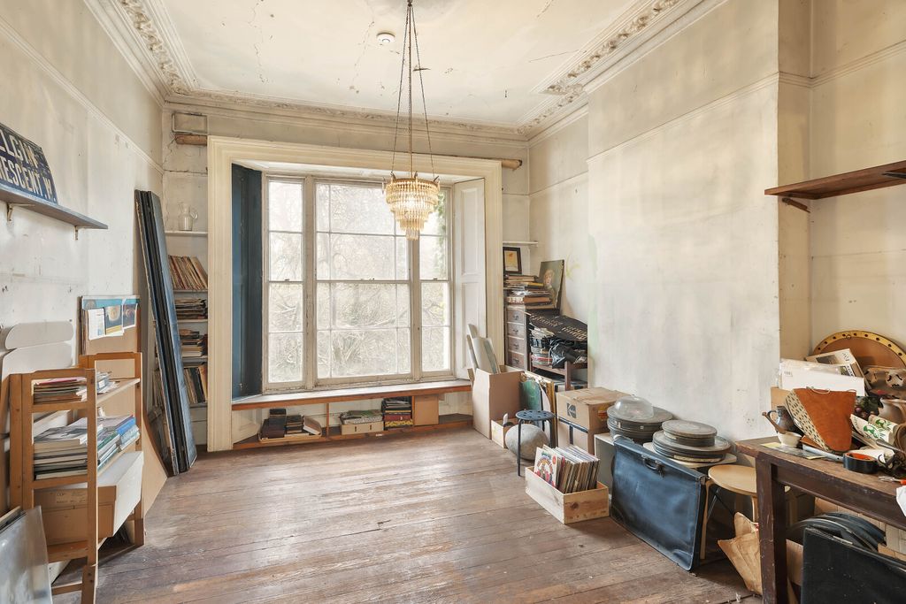 Property photo 3 of 8 Reception Room