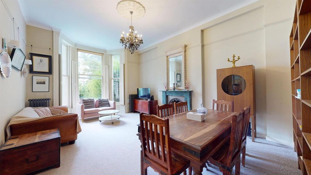 Property photo 1 of 17 32Erreception2.Jpg