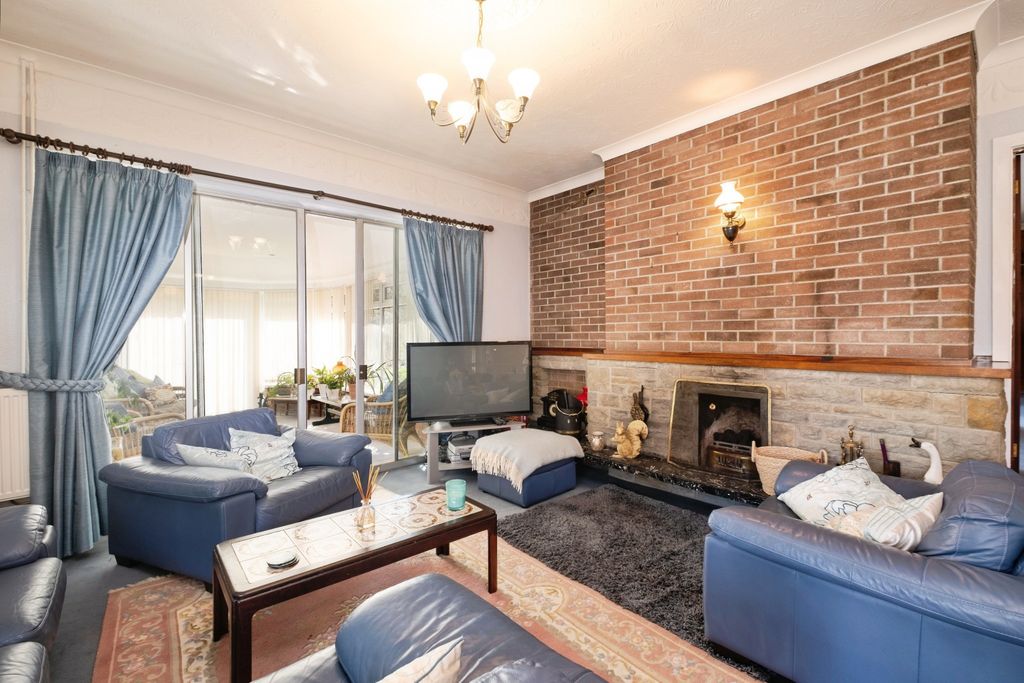 Additional image 8 of 6 bed detached house for salePenscynor, Neath SA10