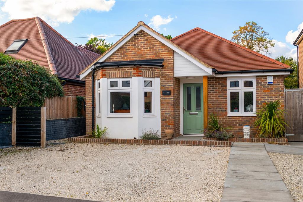 Property photo 1 of 17 85A Parkhurst Road Externals-2.Jpg