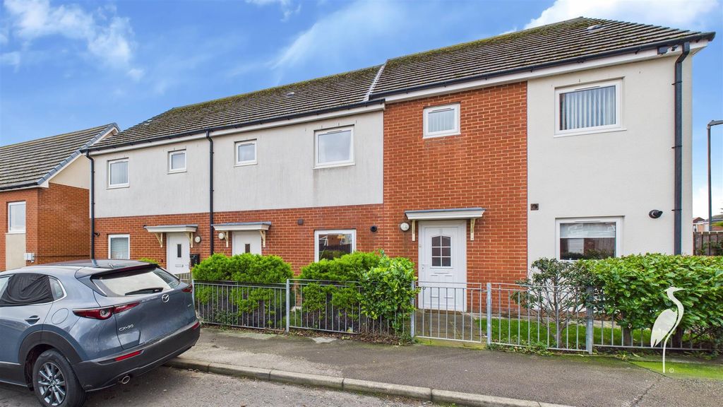 Property photo 2 of 27