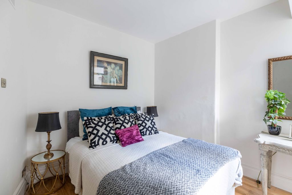 Property photo 3 of 15 Picture 3