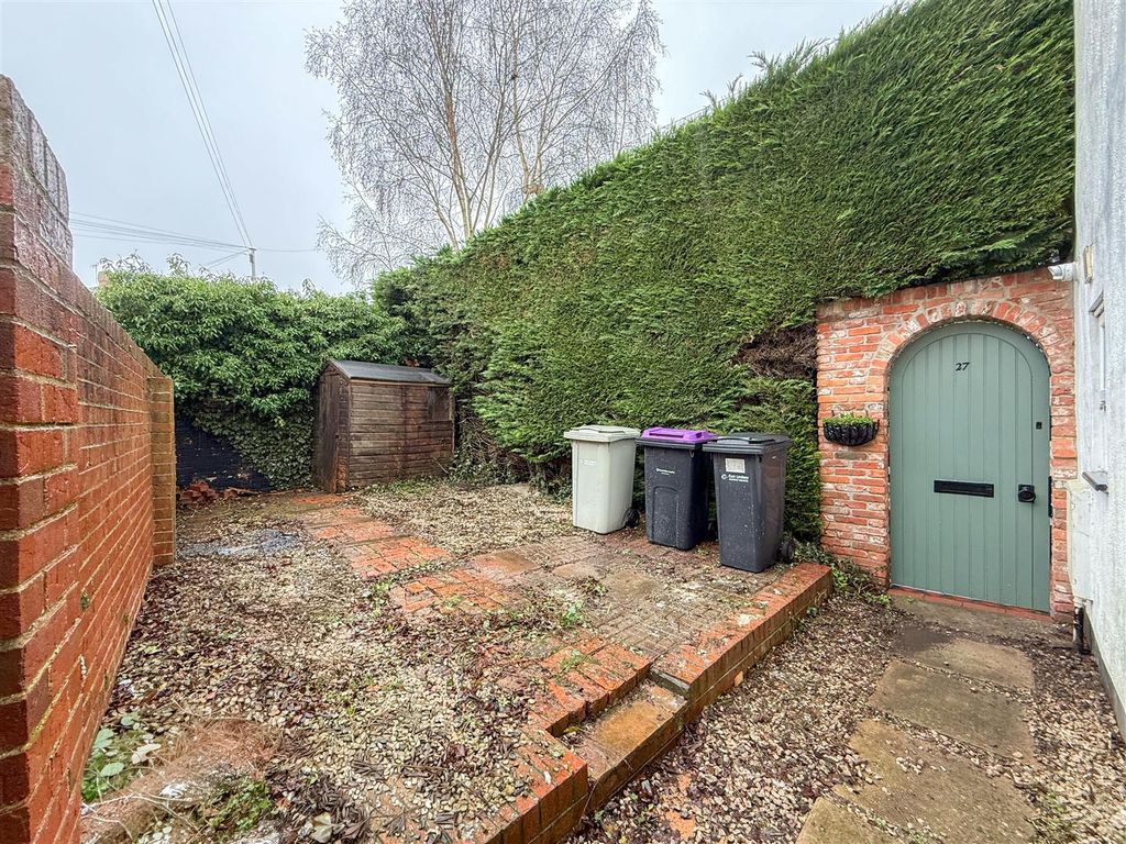 Property photo 3 of 18