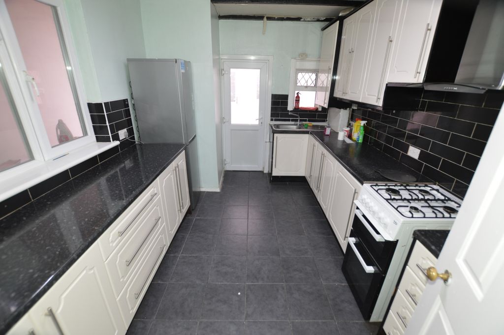 Property photo 2 of 11 Dsc_0602