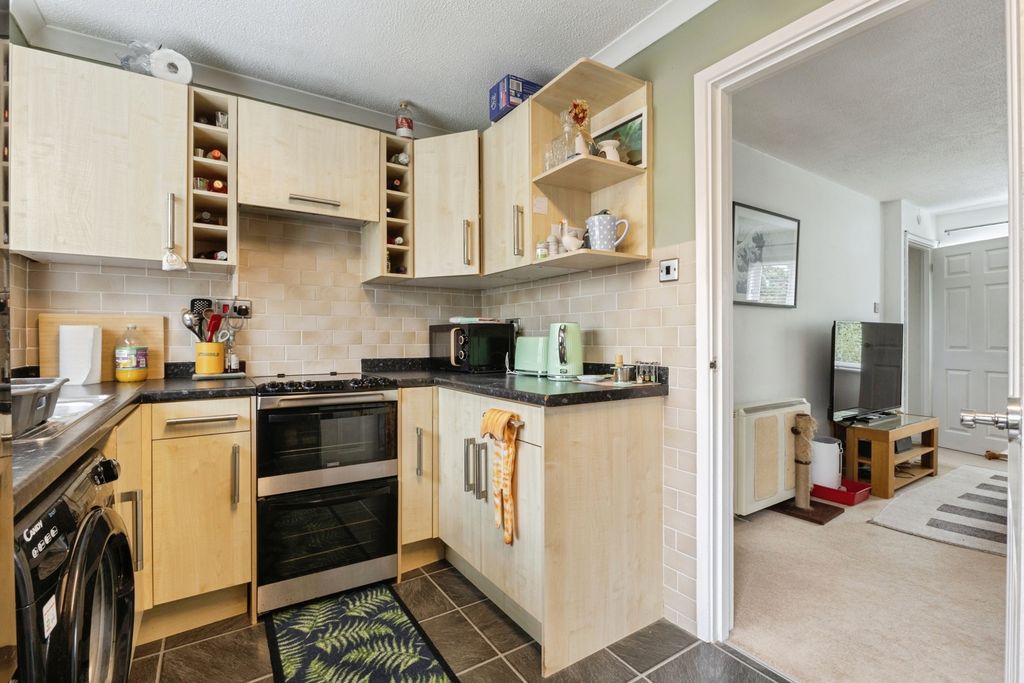 Property photo 3 of 14 Pbox-Img.Jpg