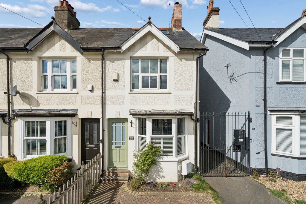 Property photo 1 of 9