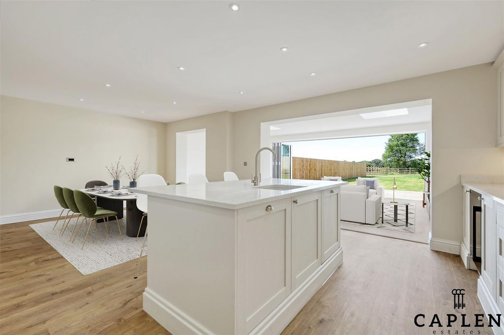 Property photo 3 of 27 Kitchen Diner Loungea.Jpg