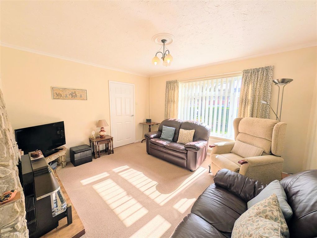 Property photo 3 of 20 Pxl_20260330_143609890~2.Jpg