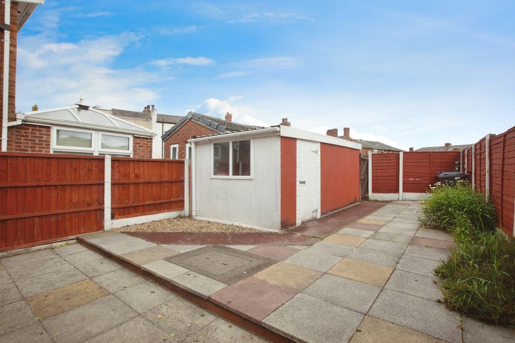 Property photo 1 of 16 Rear Garden