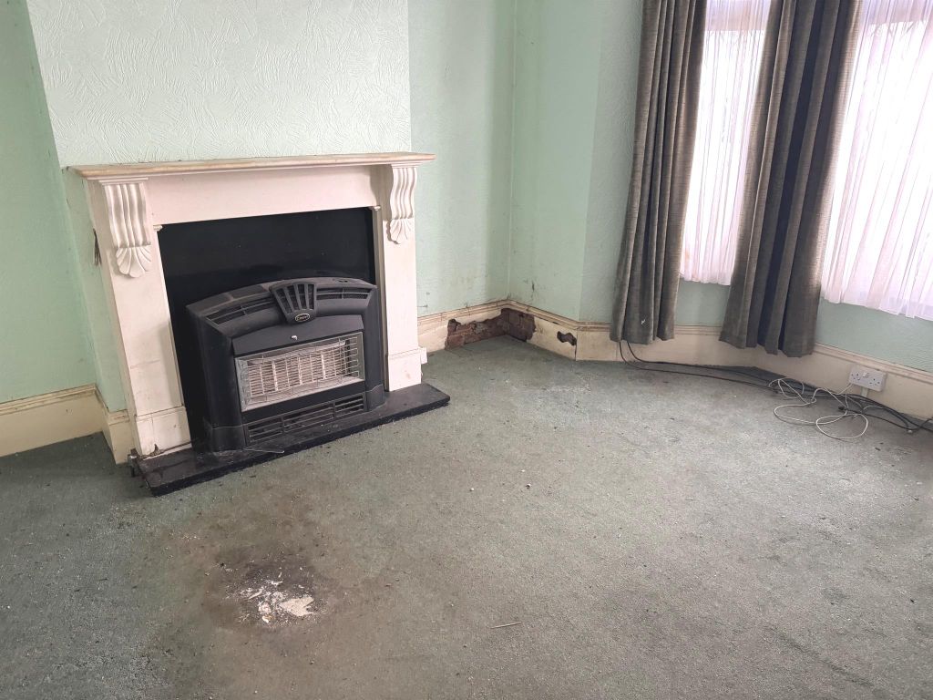 Property photo 2 of 6