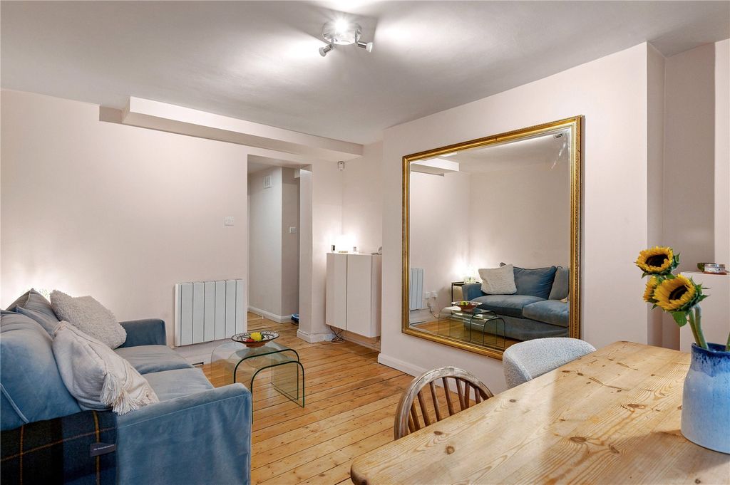 Property photo 2 of 12 Picture No. 22