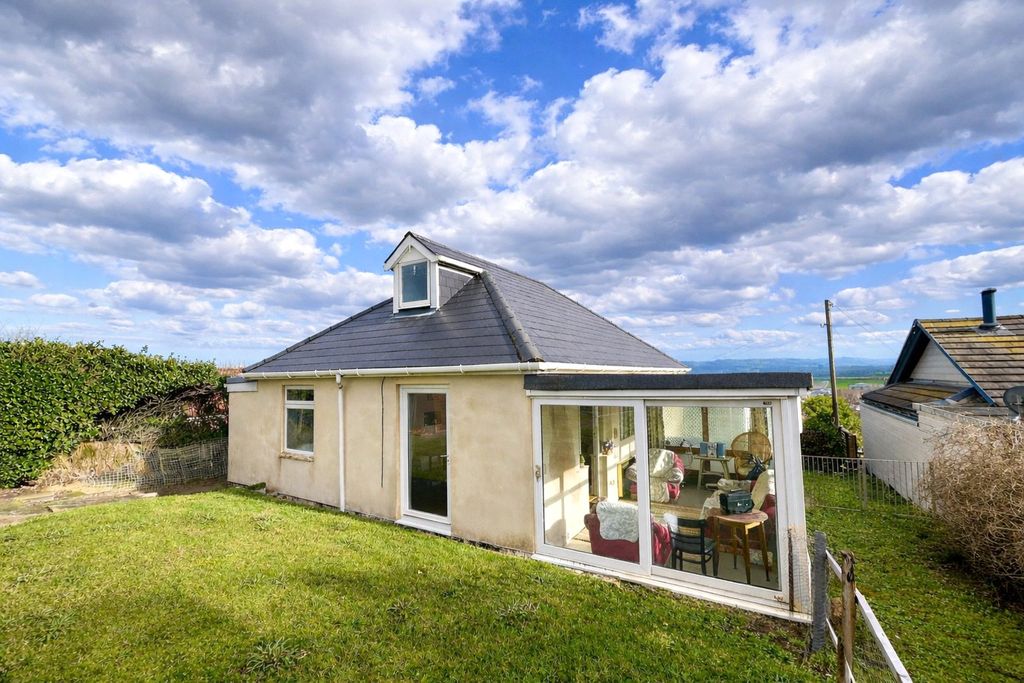 Property photo 2 of 22 Picture No. 25