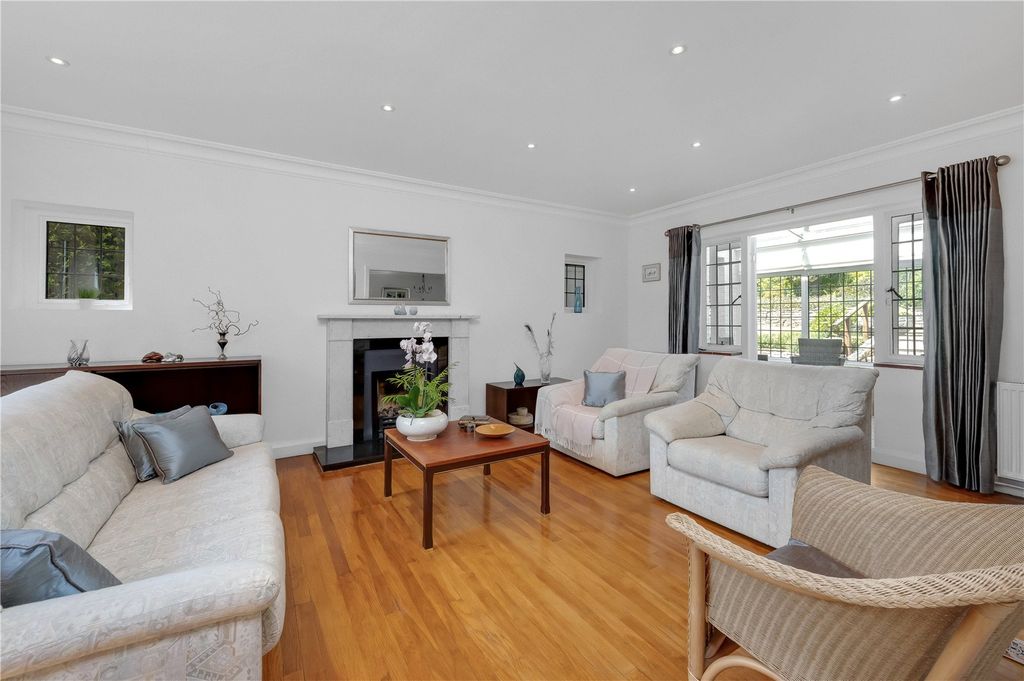 Property photo 2 of 23 Reception Room