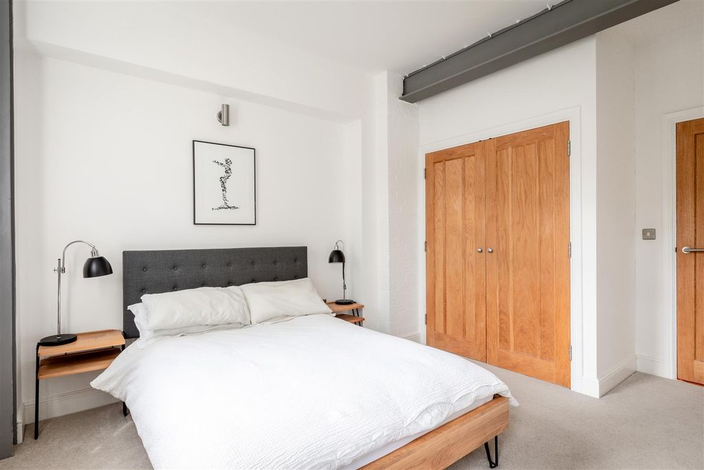 Additional image 11 of 2 bed flat for saleStation Quarter Apartments, Boltro Road, Haywards Heath RH16