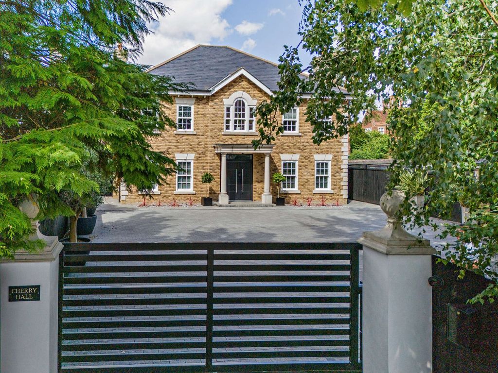Property photo 1 of 19 Picture No. 01