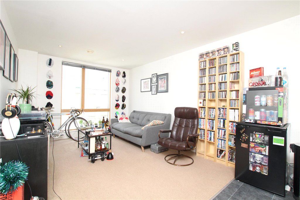 Property photo 3 of 9 Recption Room
