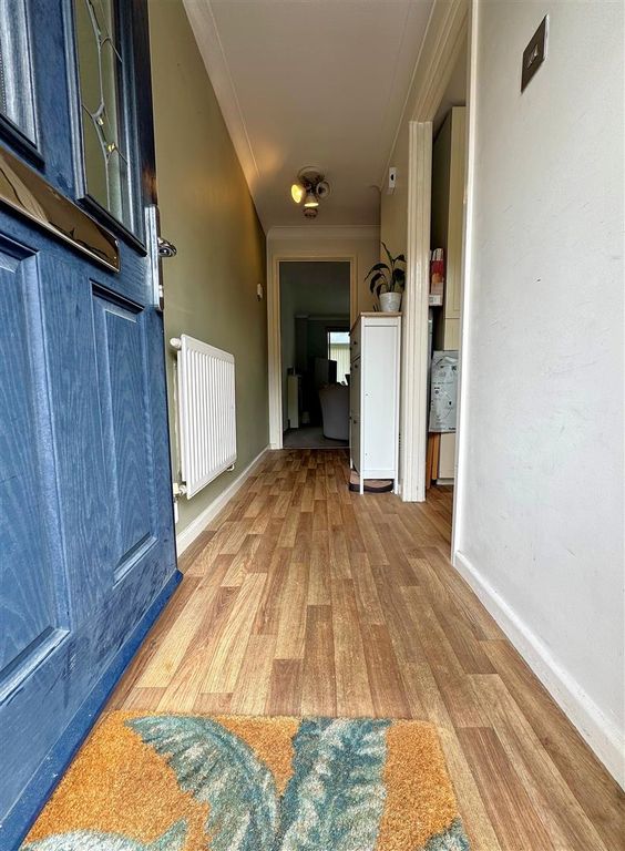 Property photo 3 of 11 Hallway.Jpg