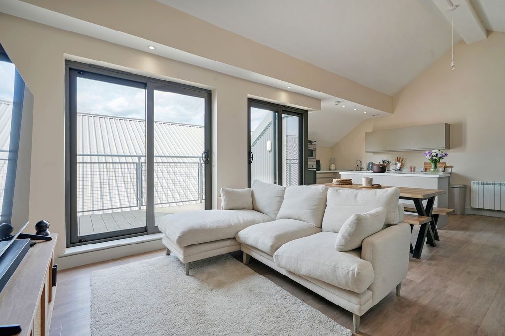 Property photo 2 of 18 Open Plan Living Kitchen