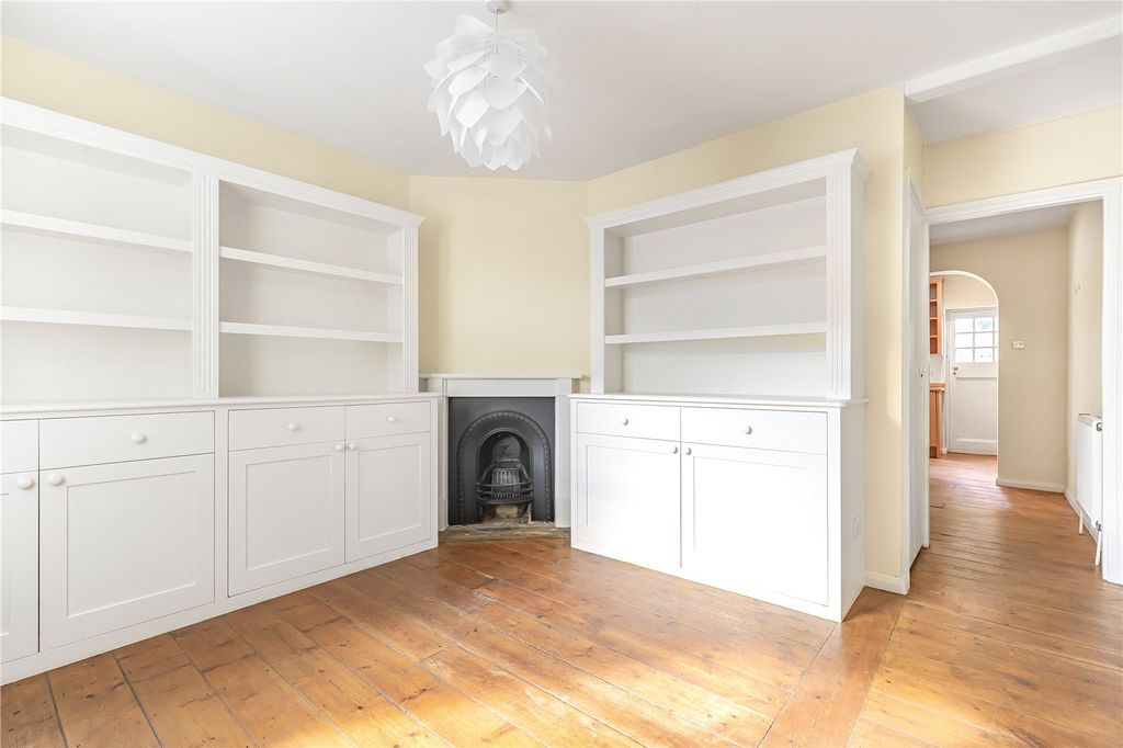 Property photo 2 of 10 Picture No. 14