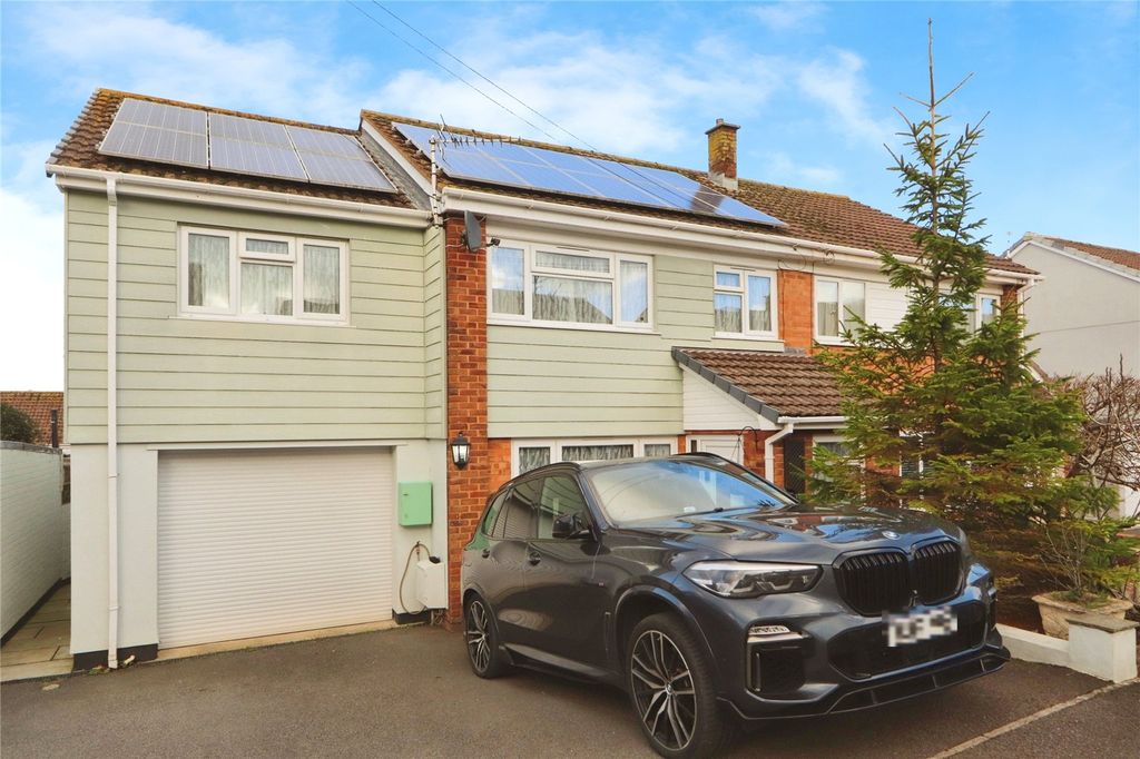 Property photo 1 of 20 Picture No. 16