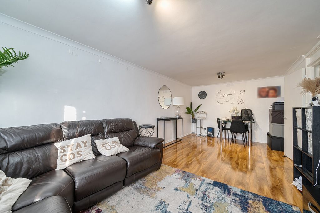 Property photo 2 of 16 Reception Room