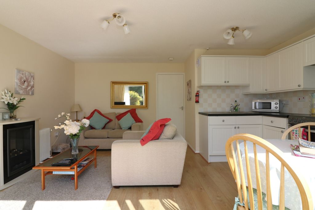 Property photo 2 of 11 Img_9248