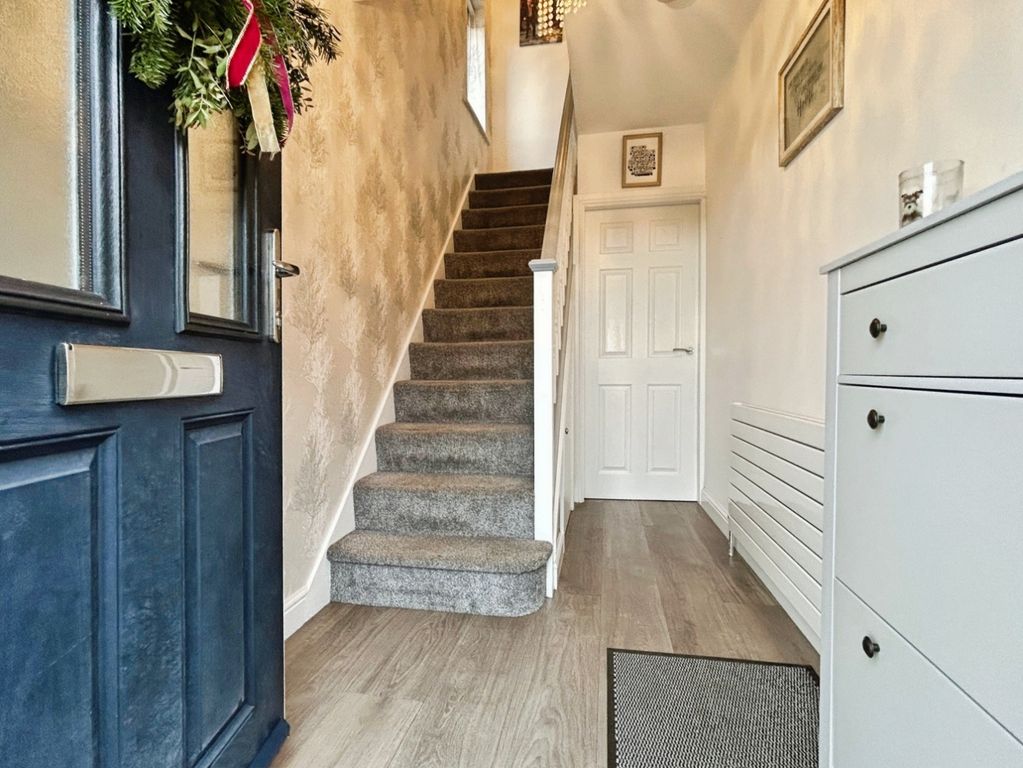 Property photo 3 of 27 Pbox-Img.Jpg