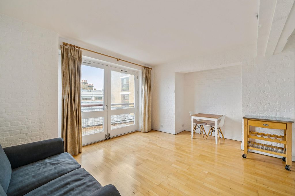 Property photo 2 of 12 Image