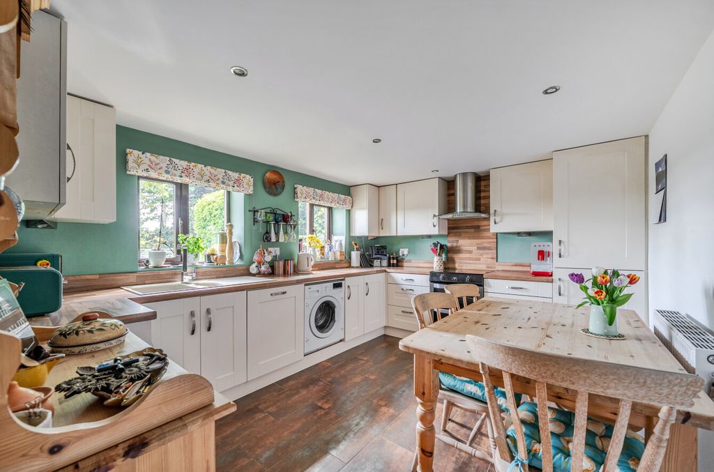 Property photo 3 of 23 1450107-16-69Ef6A...