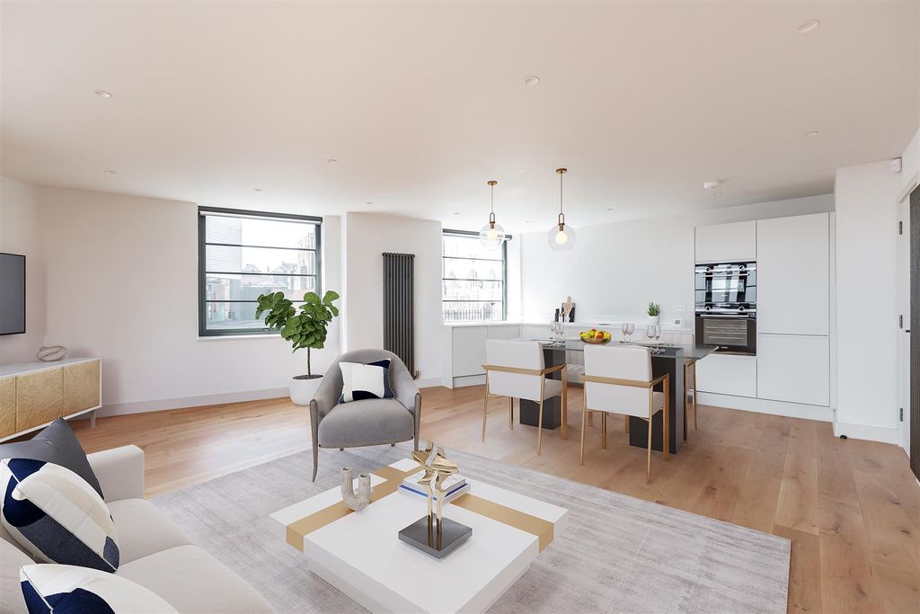 Property photo 2 of 17 Lounge-Diner3_Staged - Copy.Jpg