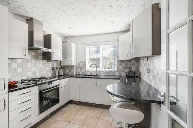 Property photo 2 of 14 Picture 2