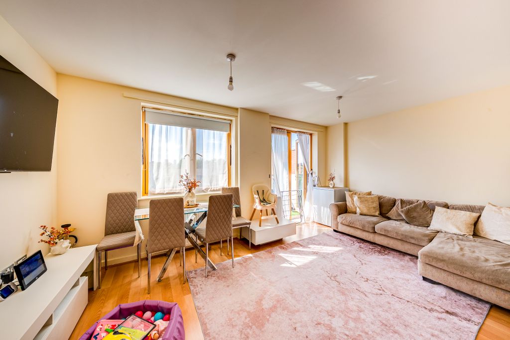 Property photo 1 of 24 A7S09777Hdr