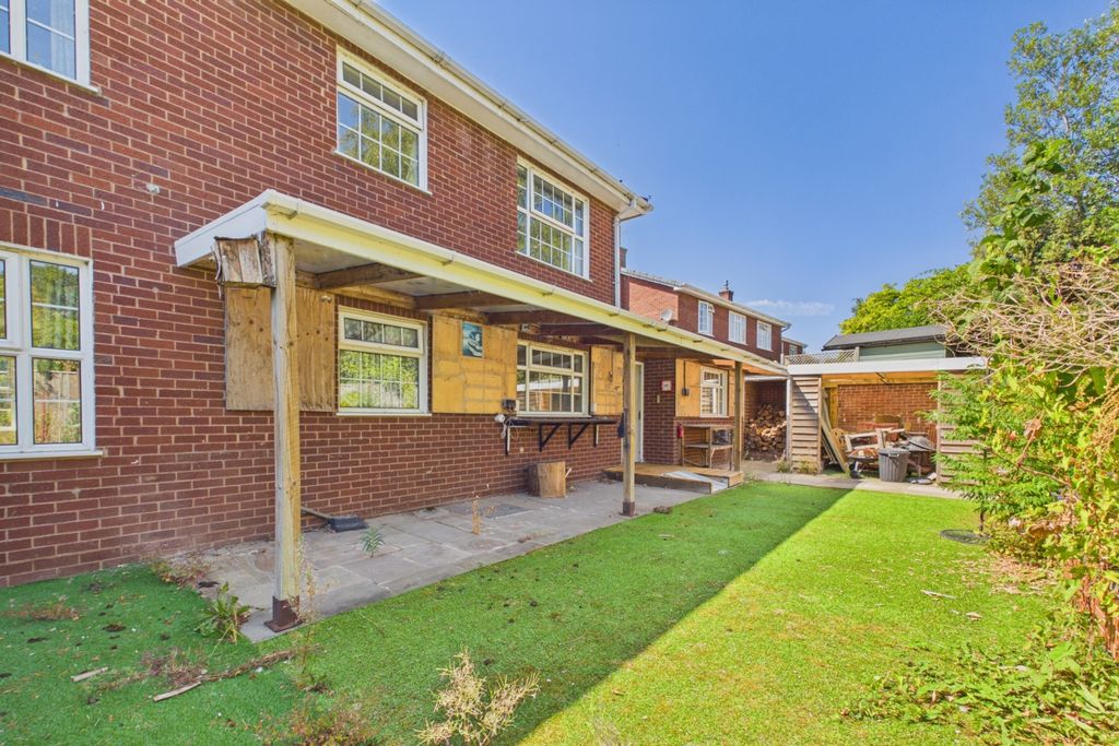 Property photo 3 of 13 Picture No. 17