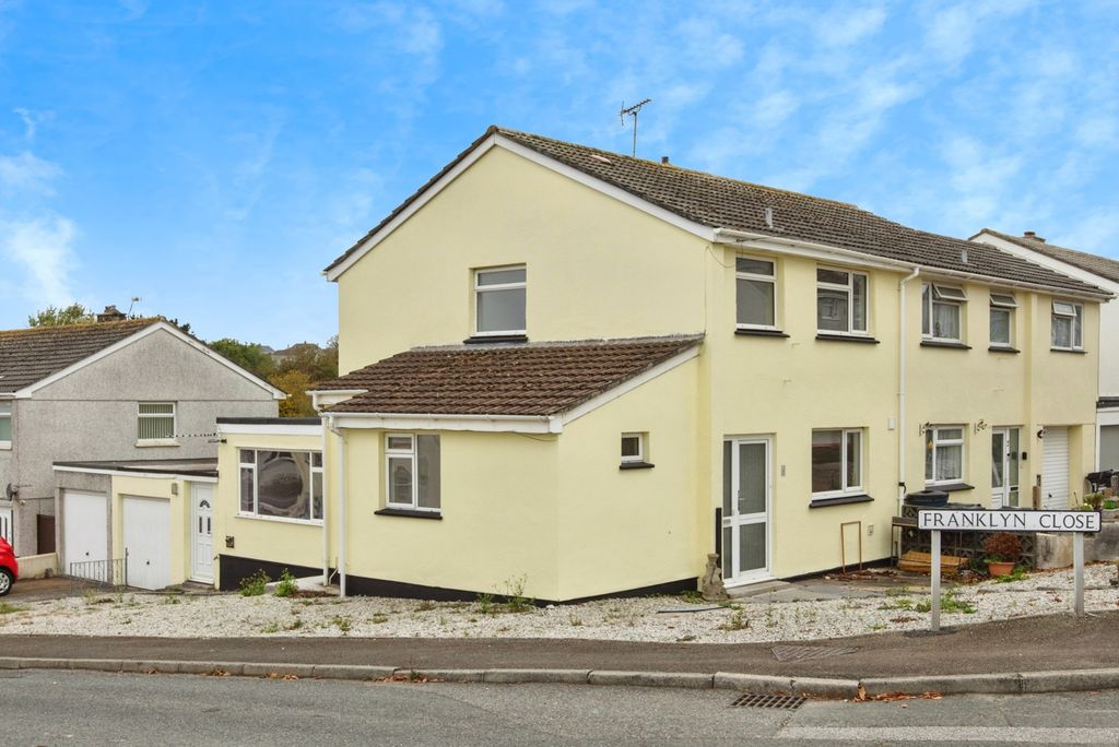 Property photo 1 of 17 Photo