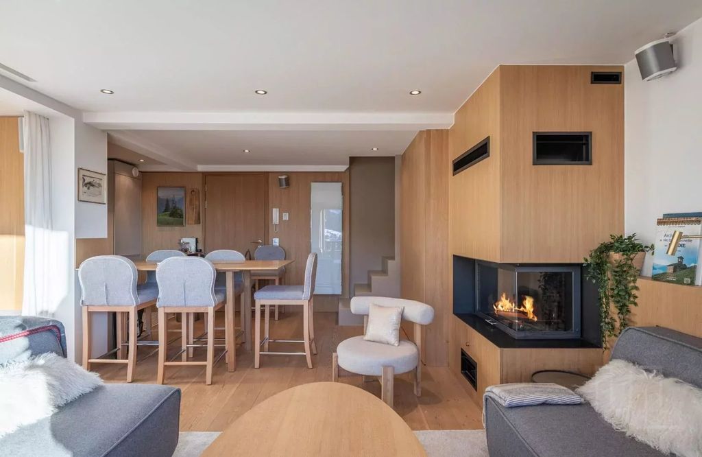 Property photo 2 of 28