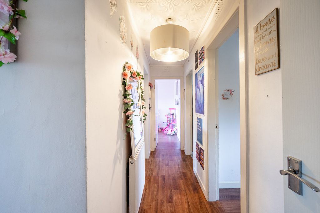 Additional image 14 of 2 bed flat for saleWarrix Avenue, Irvine KA12