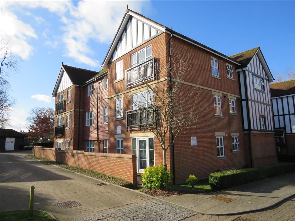 Property photo 1 of 8 Front