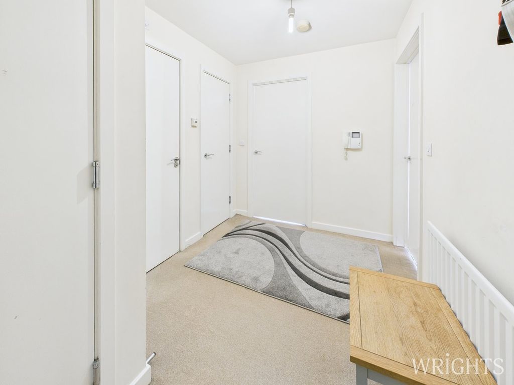 Additional image 8 of 1 bed flat for saleParkhouse Court, Hatfield AL10