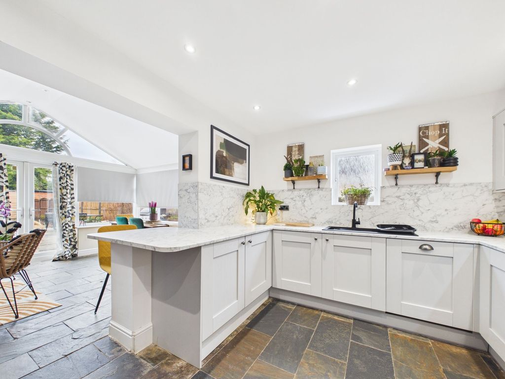 Property photo 3 of 26