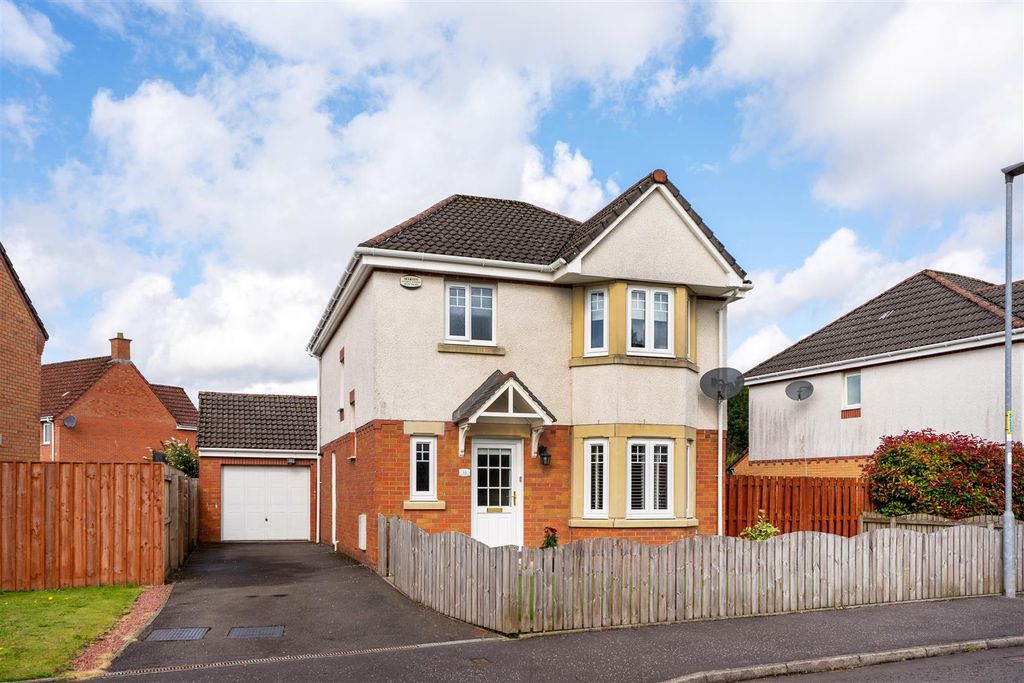 Property photo 1 of 18 15Sherwood-17.Jpg