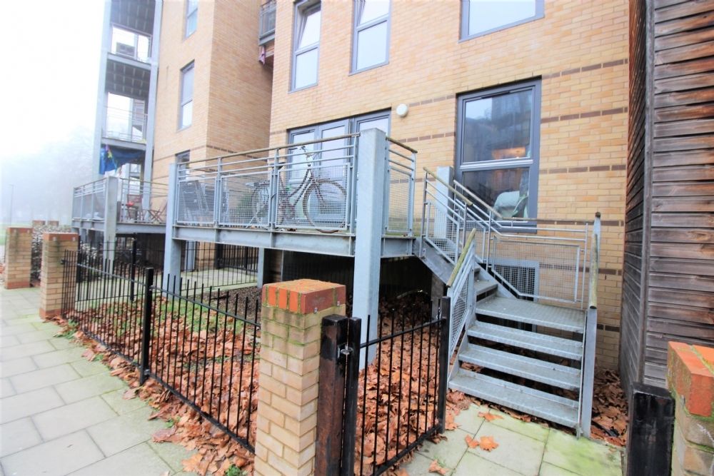 Property photo 2 of 6