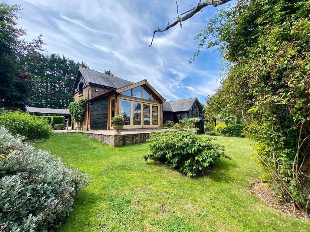 Property photo 3 of 40