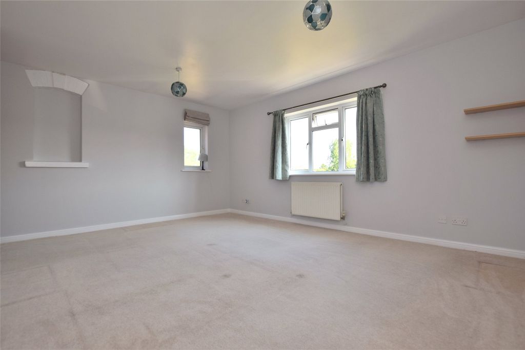 Property photo 3 of 24 Bedroom 1