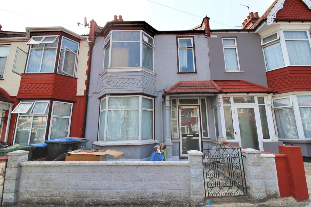 Property photo 1 of 15