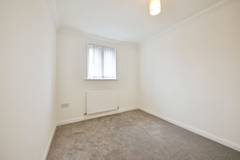 Property photo 3 of 15 Photo