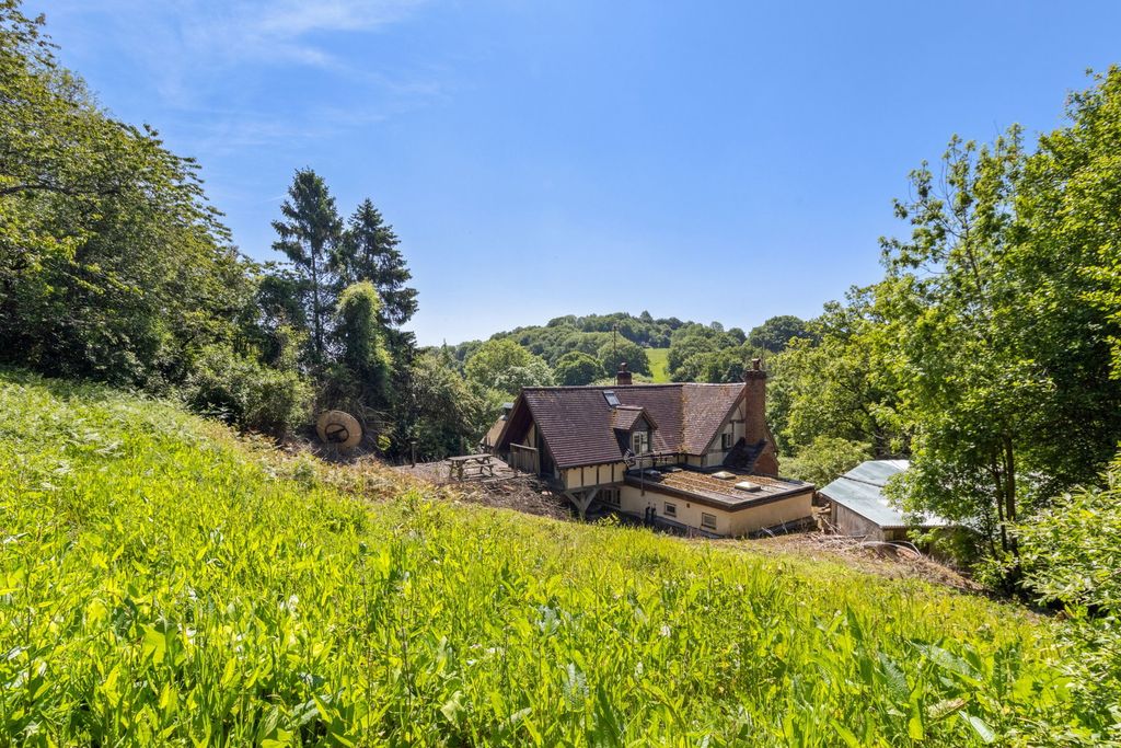 Property photo 2 of 15