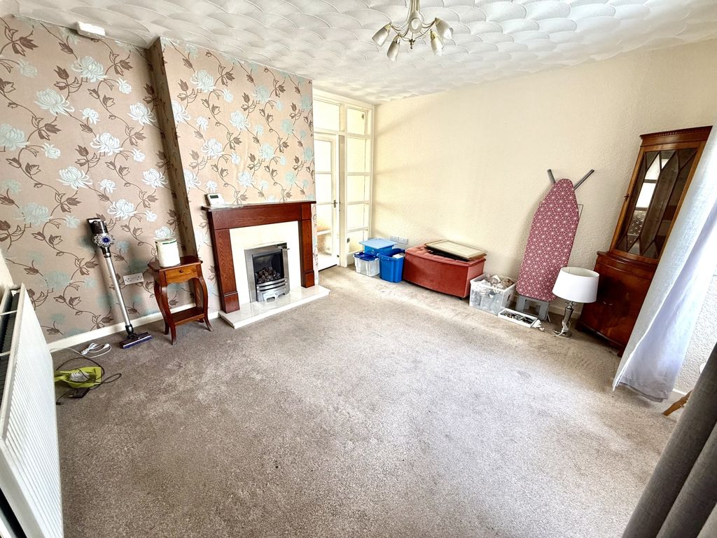 Property photo 3 of 10 Img_9290